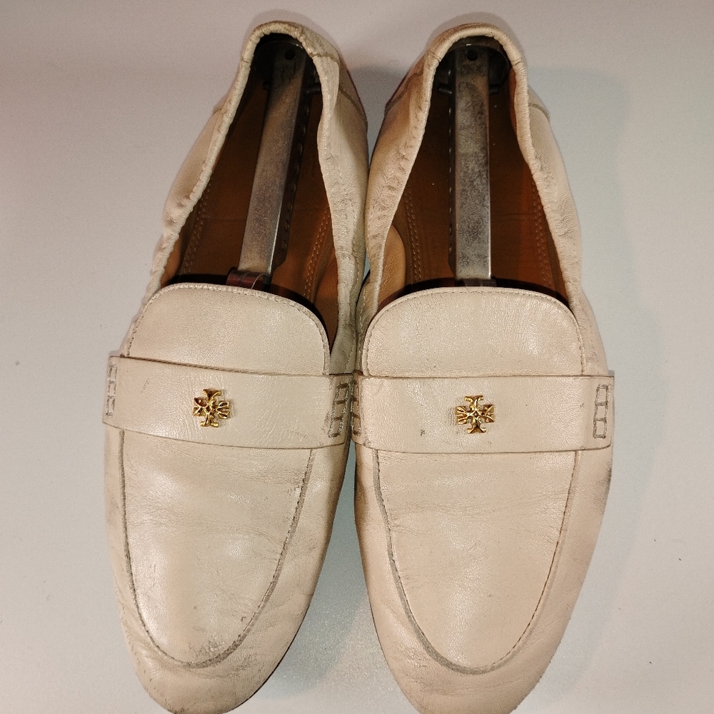 Tory Burch Cream Loafers with Gold Detail